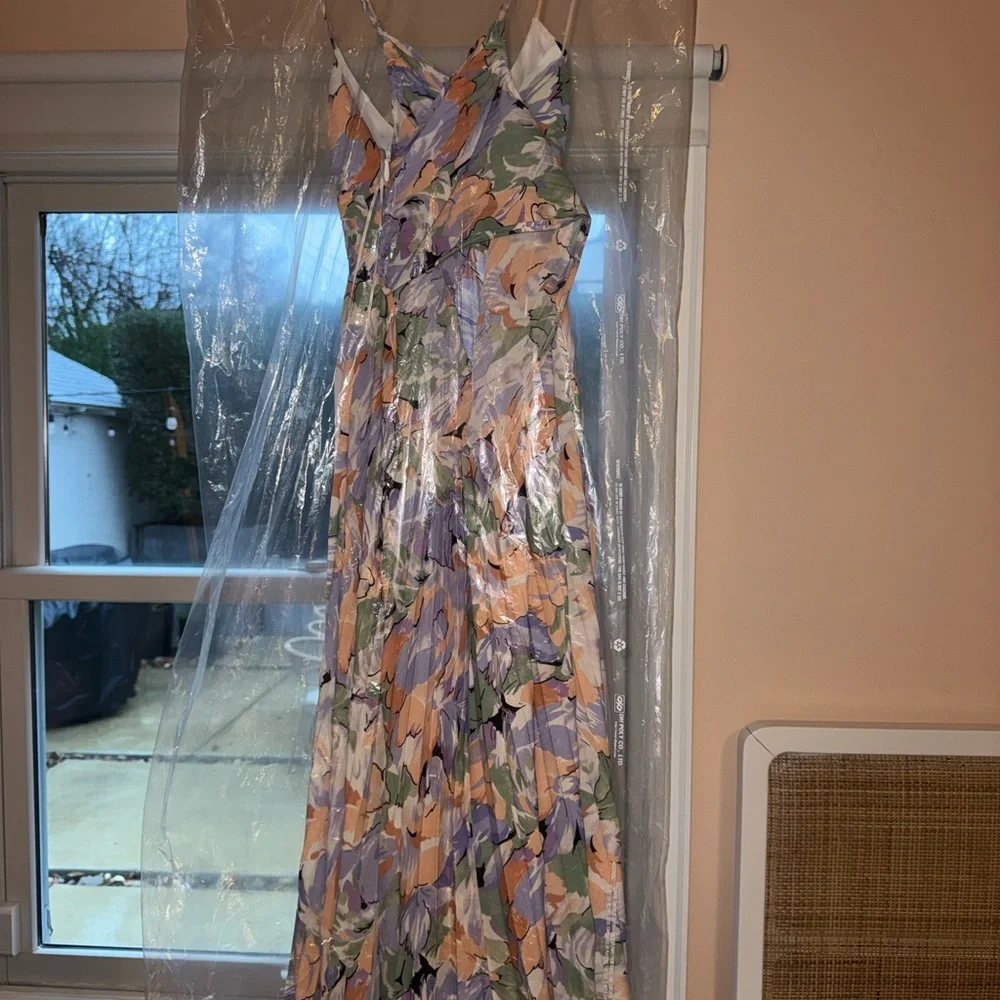 Astr Floral Pleated Midi Dress in Lavender & Peach - Picture 5 of 5